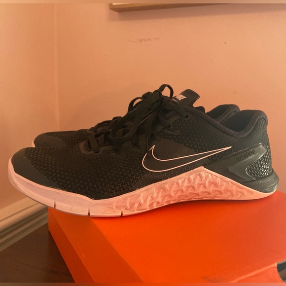 Nike Metcon 4 - Picture 3 of 5
